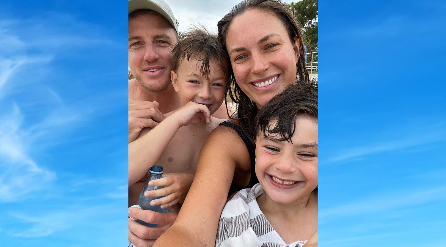 roz kelly with her family