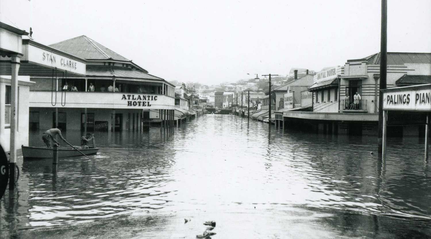 Mary St in Gympie 1955